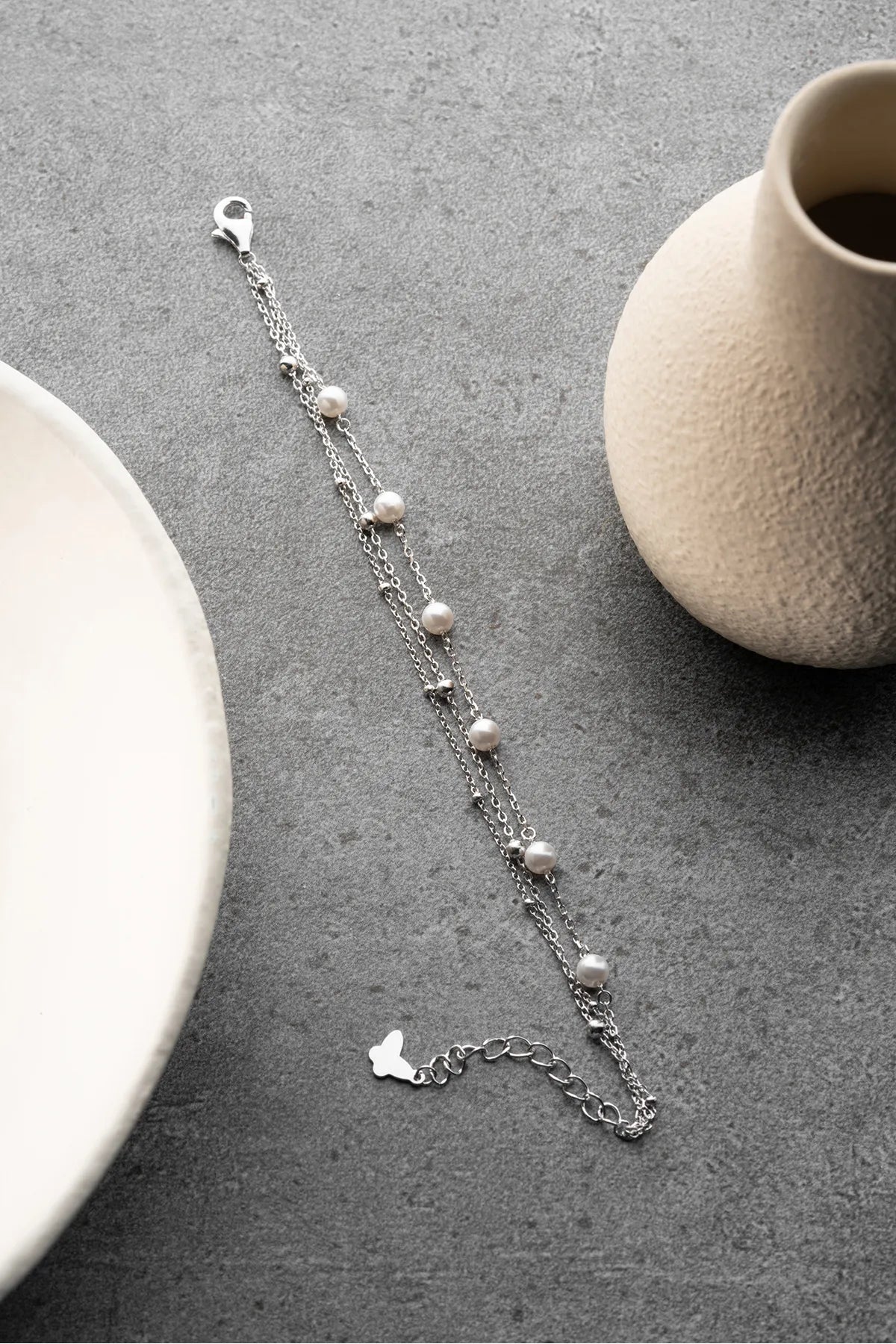 Pearl bracelet of 925 sterling silver - by Lydian