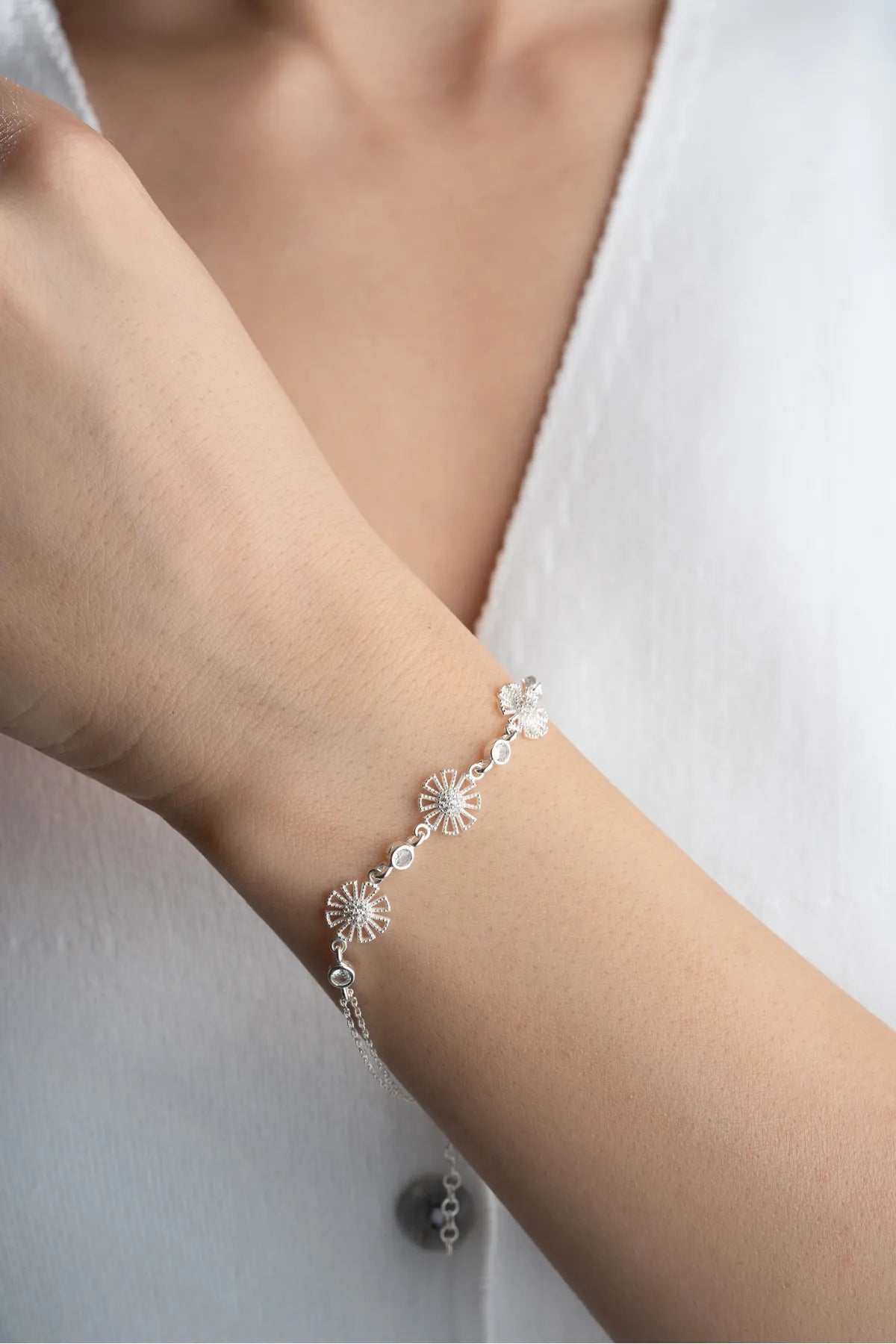 Bloom Bracelet - 925 Silver - By Lydian