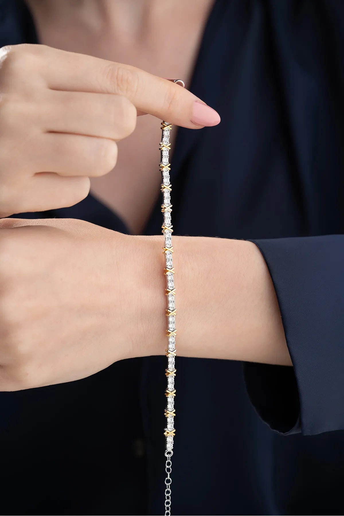 Golden Flow Bracelet - 925 Silver