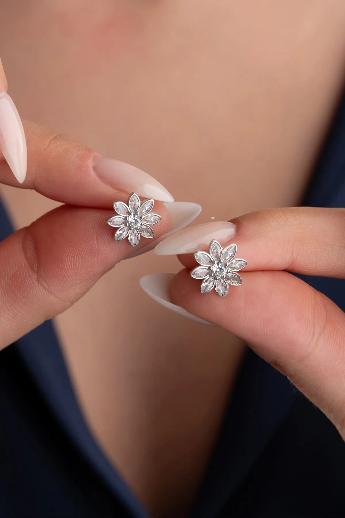 Lotus Shine Earrings - 925 Silver
