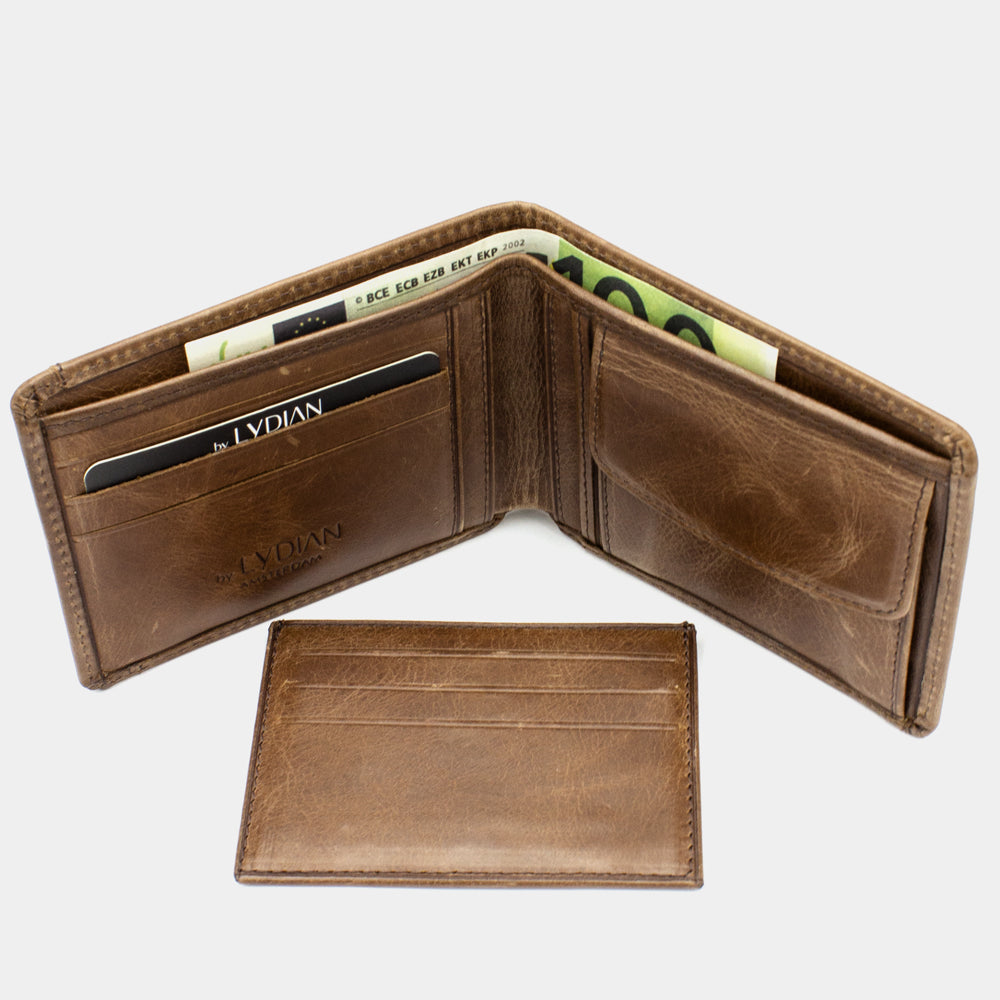 Gepersonaliseerde Cadeauset met Leren Portemonnee, Aansteker & Houten Doos