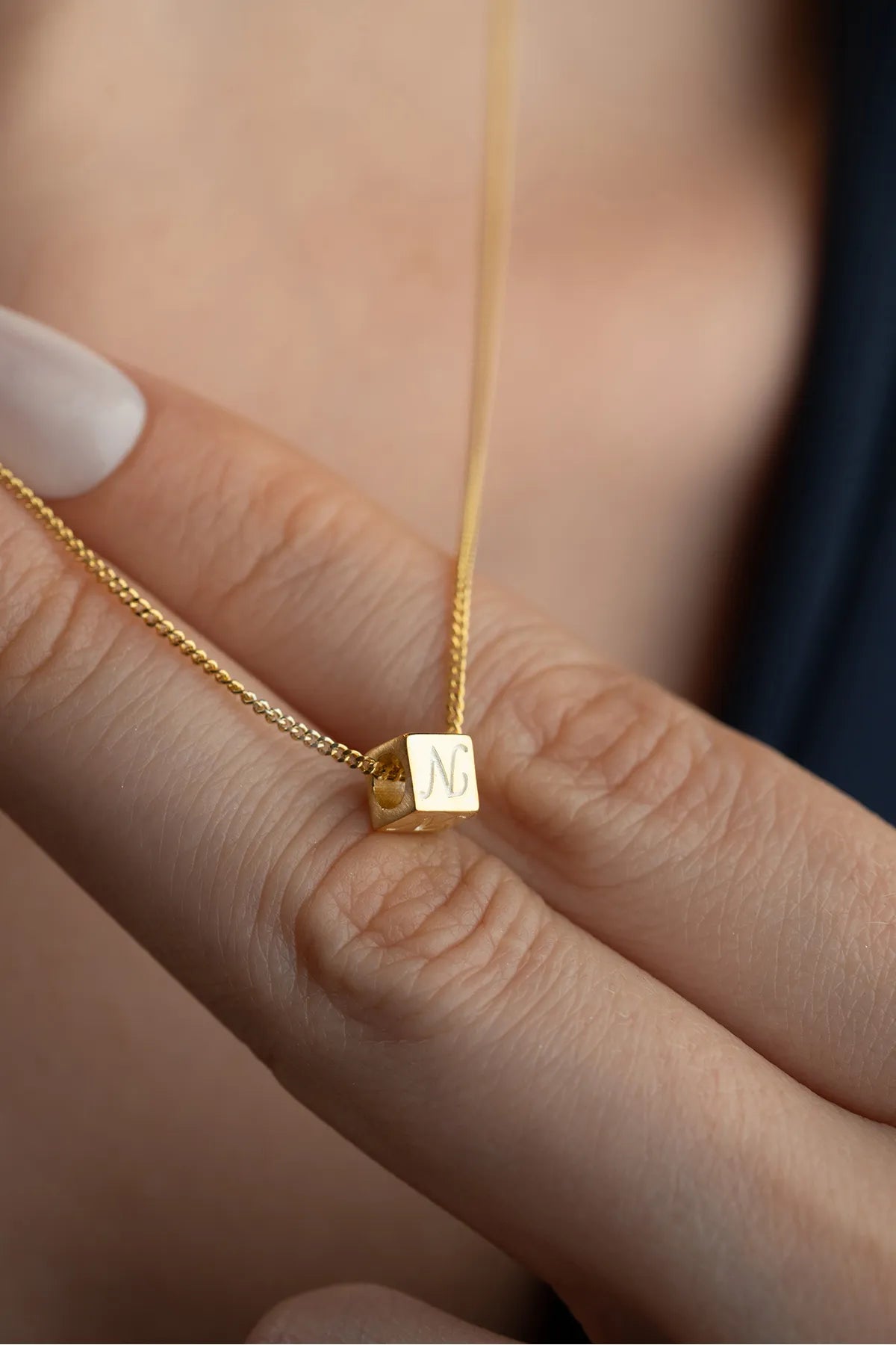 Gepersonaliseerde Kubus Initiaal Ketting van 925 Zilver