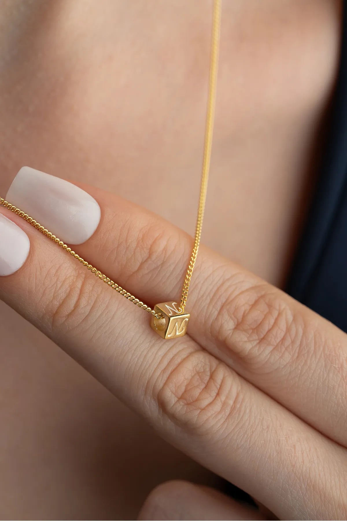 Gepersonaliseerde Kubus Initiaal Ketting van 925 Zilver
