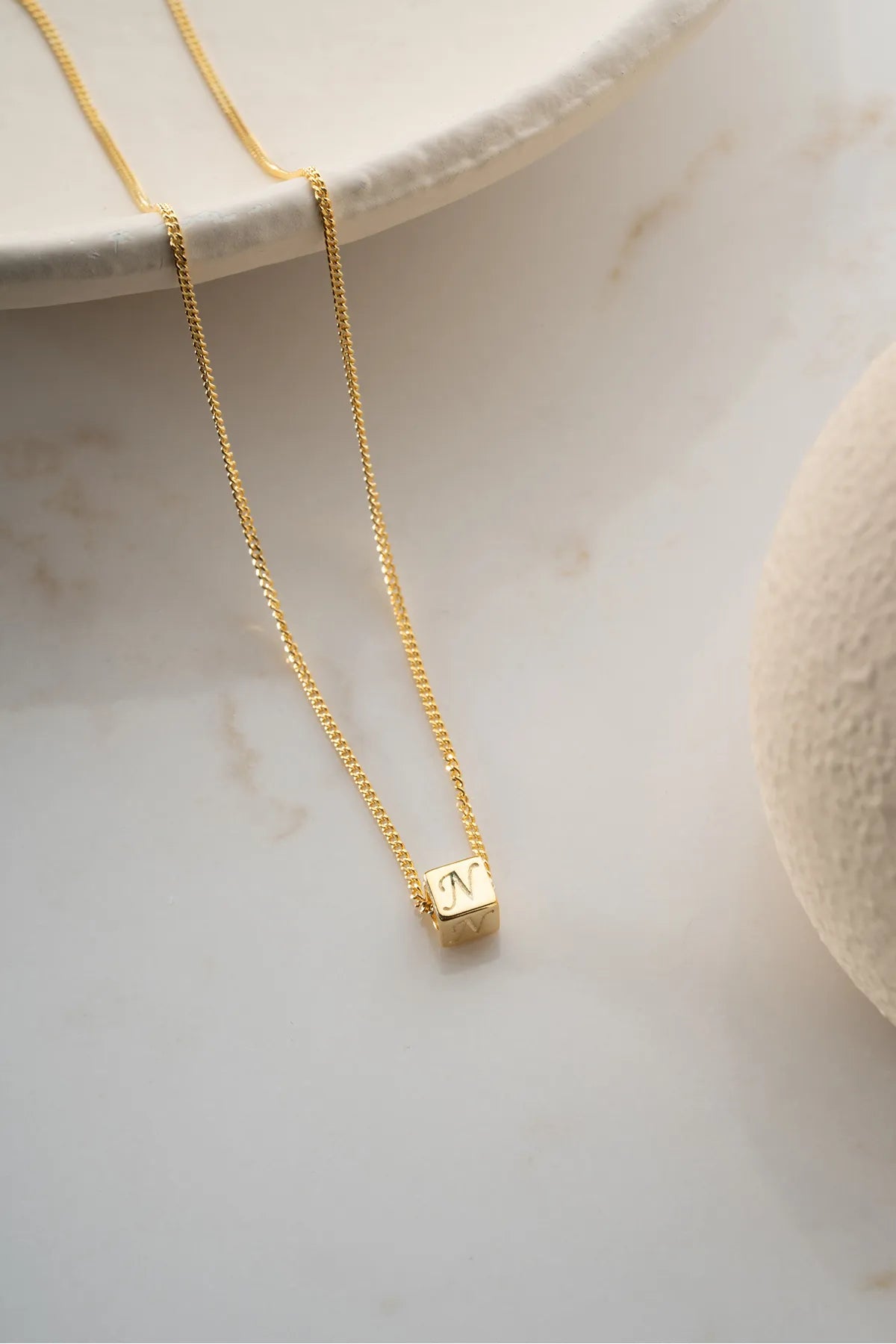 Gepersonaliseerde Kubus Initiaal Ketting van 925 Zilver