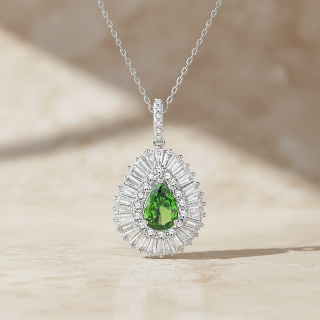 925 Sterling Silver Necklace With Baguette Green Zirconia