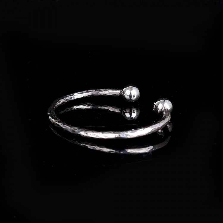 Hamerde Finish 925 Sterling Silver Men Bracelet