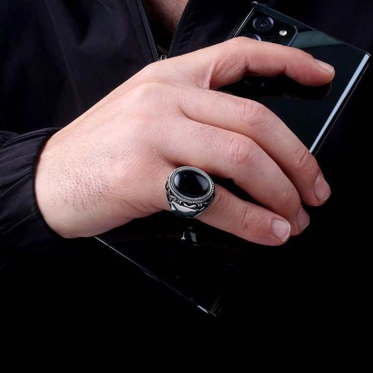 Silver men's ring with Onyx