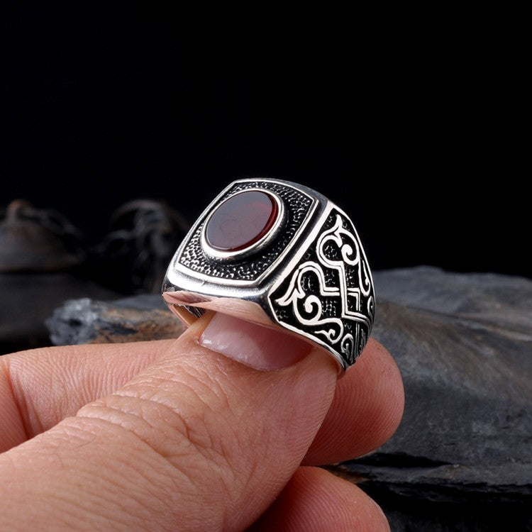 Silver men's ring with agate stone
