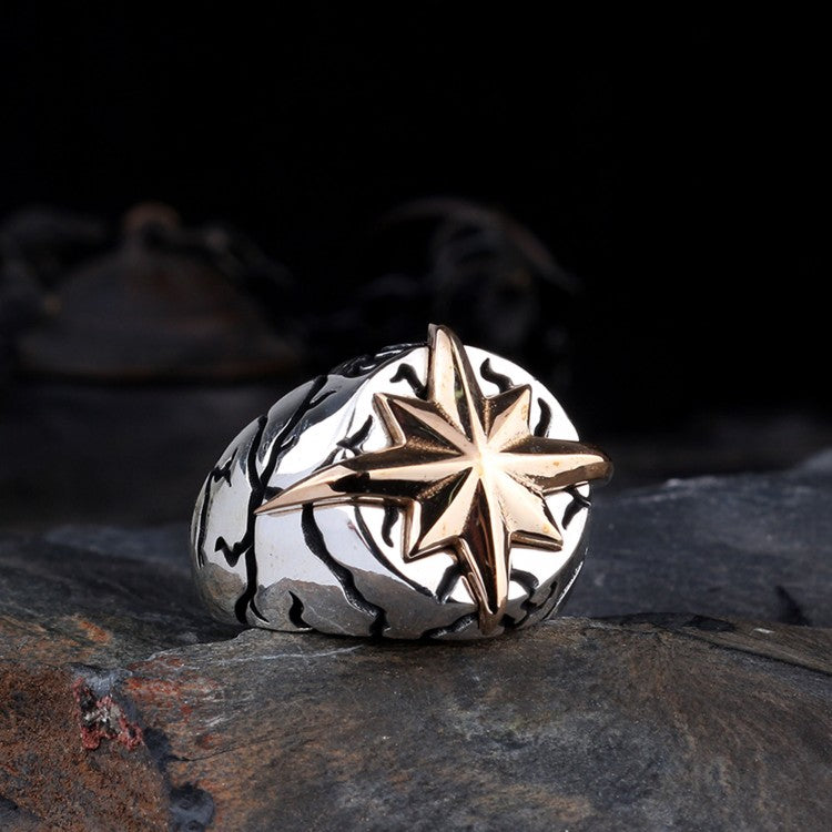 Men's ring with compass star of 925 sterling silver
