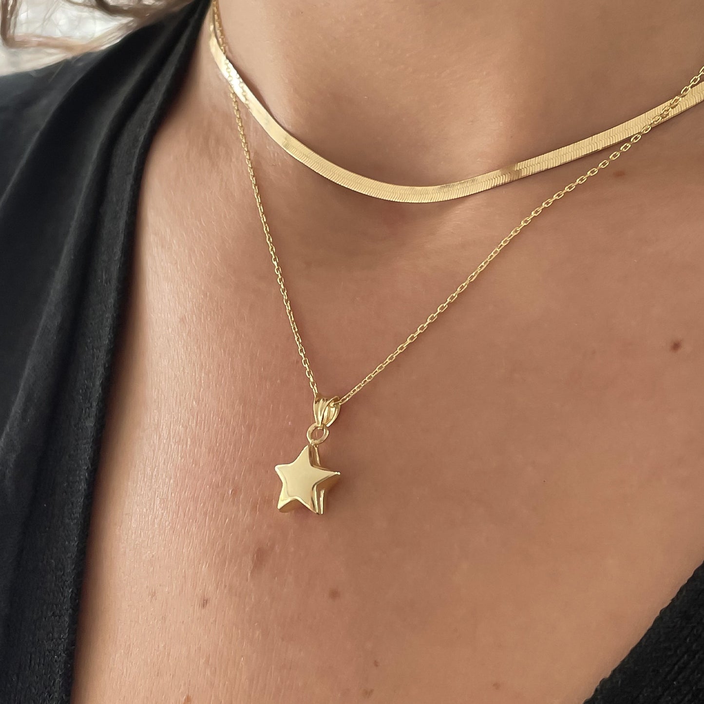Silver necklace with star pendant