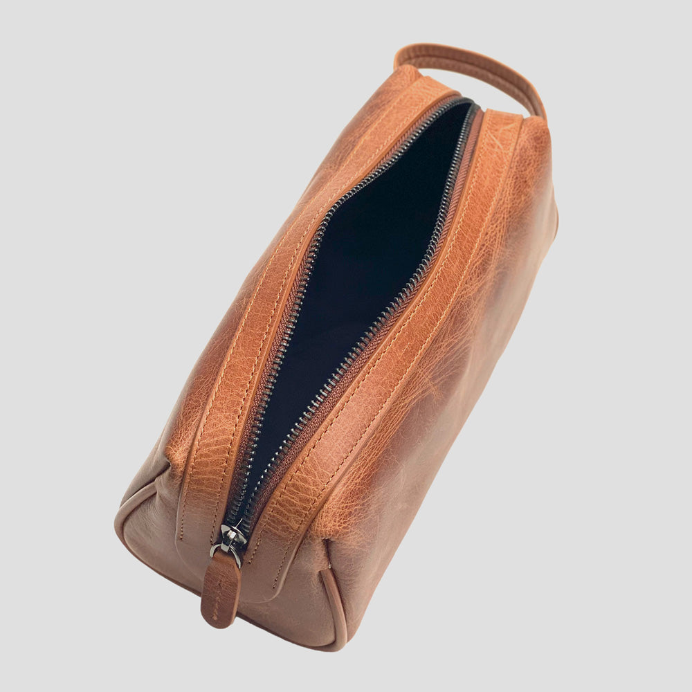 Leather toiletry bag - Brown