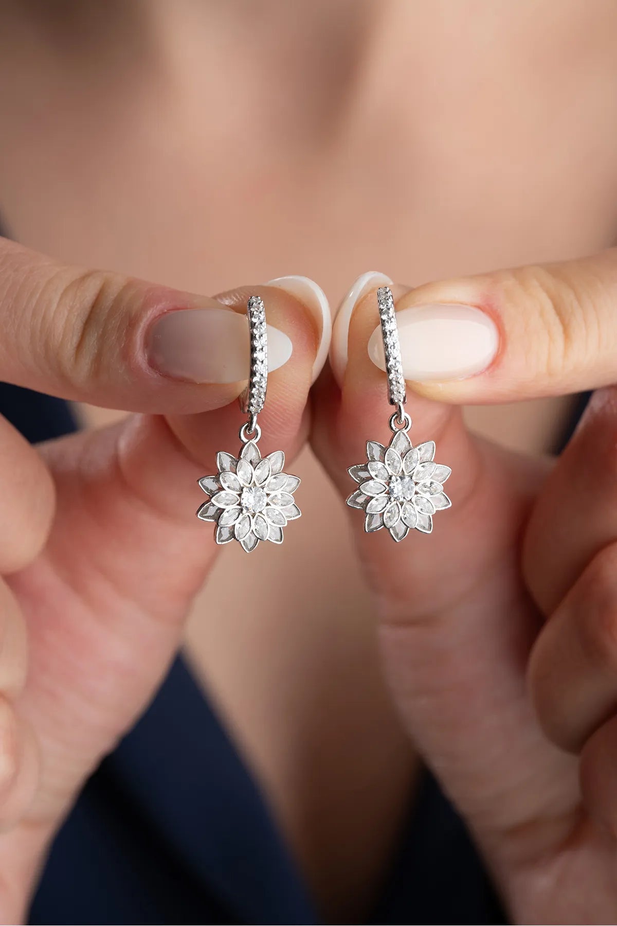 Lotus Elegance earrings - 925 Silver & Zirconia
