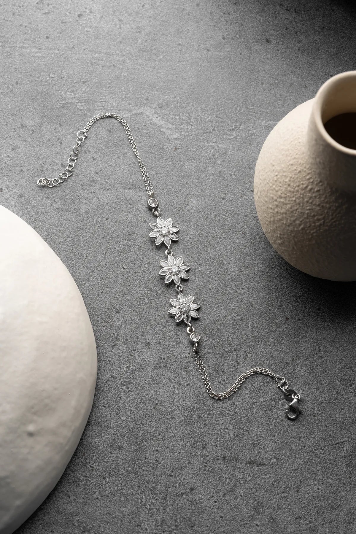Lotus Glow Bracelet - 925 Silver - Bylydian