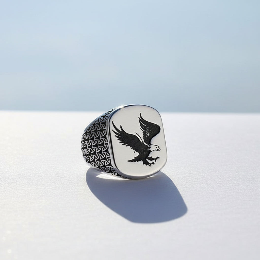 925 Sterling Silver men's ring with eagle motif