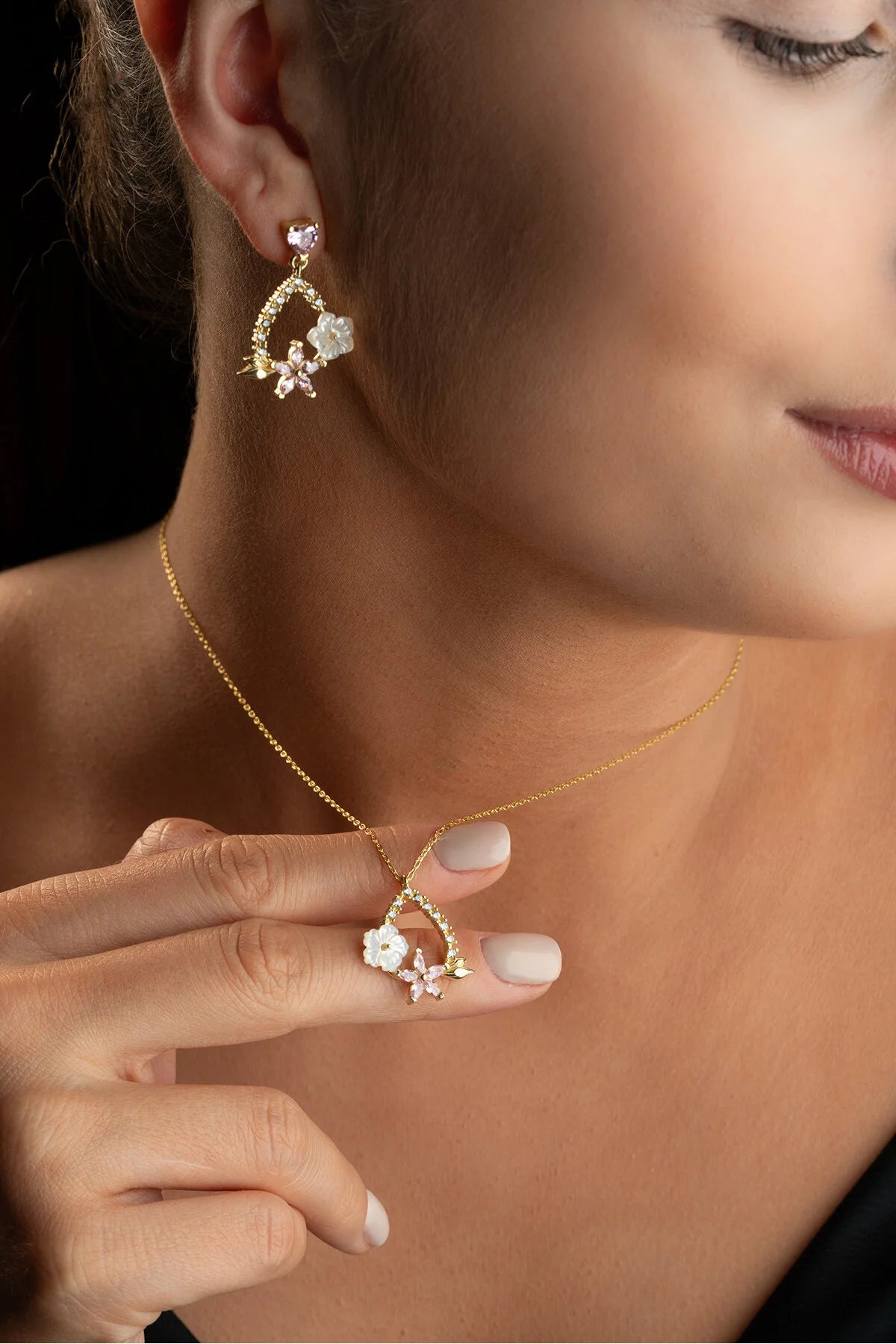 Blossom Aurora Silver Set with Mother Pearl and Pink Stones