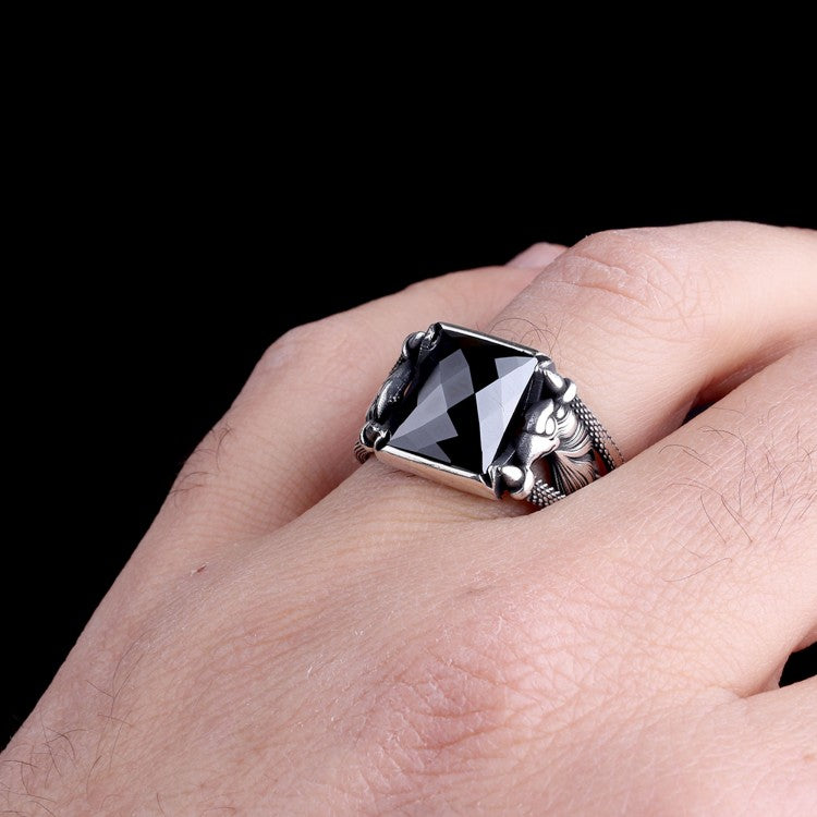 925 Zilveren Herenring met Adelaar Motief en Zwarte Steen