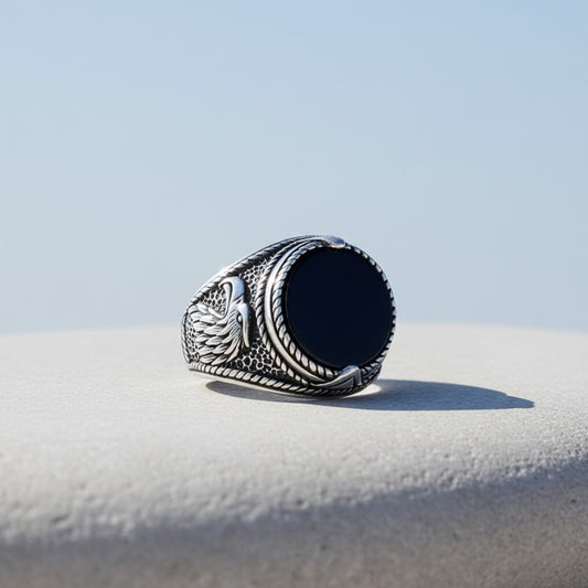 925 Sterling Zilveren Herenring met Onyx Steen en Adelaar Motief