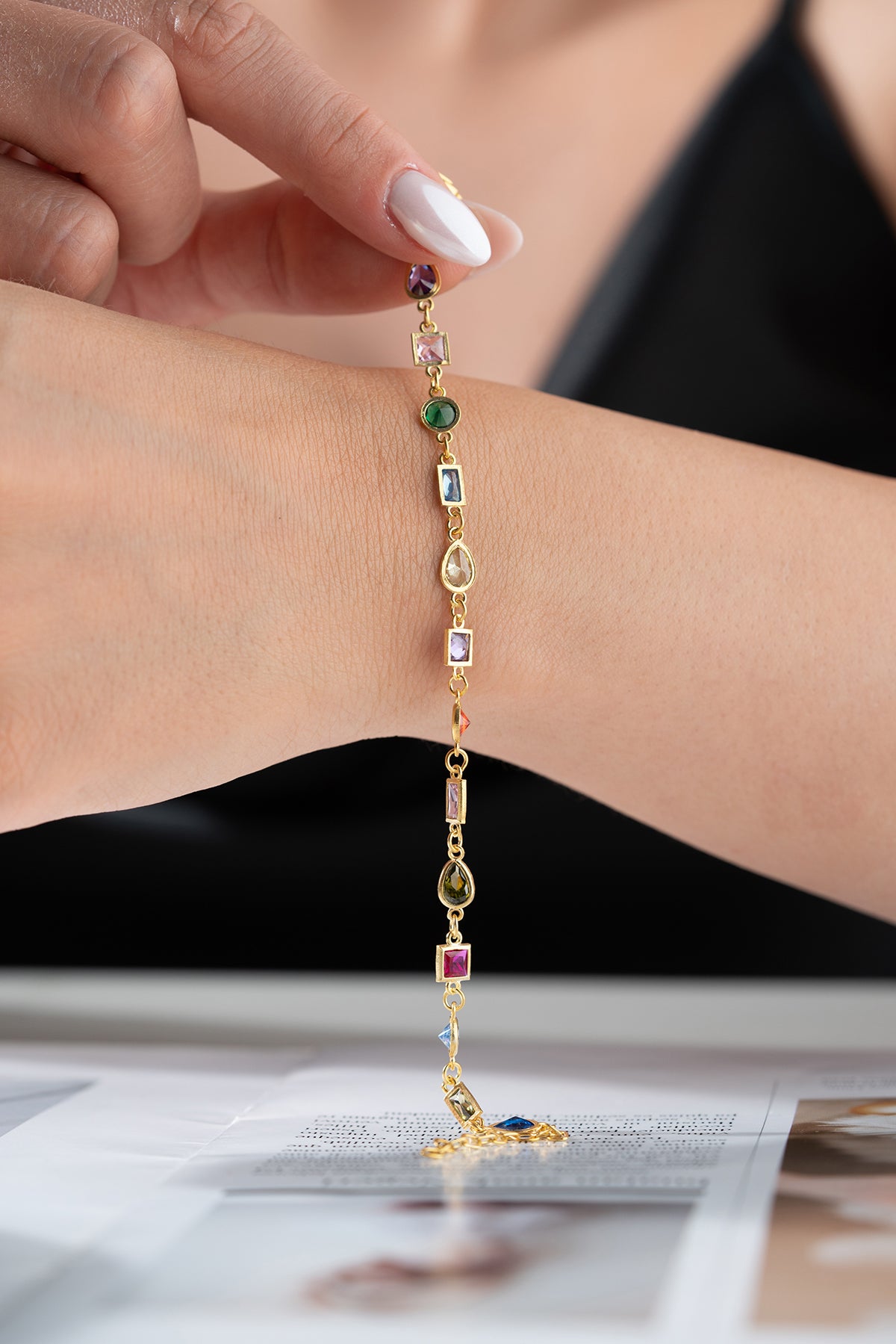 Serenay Multicolored Stone Bracelet - Gilded