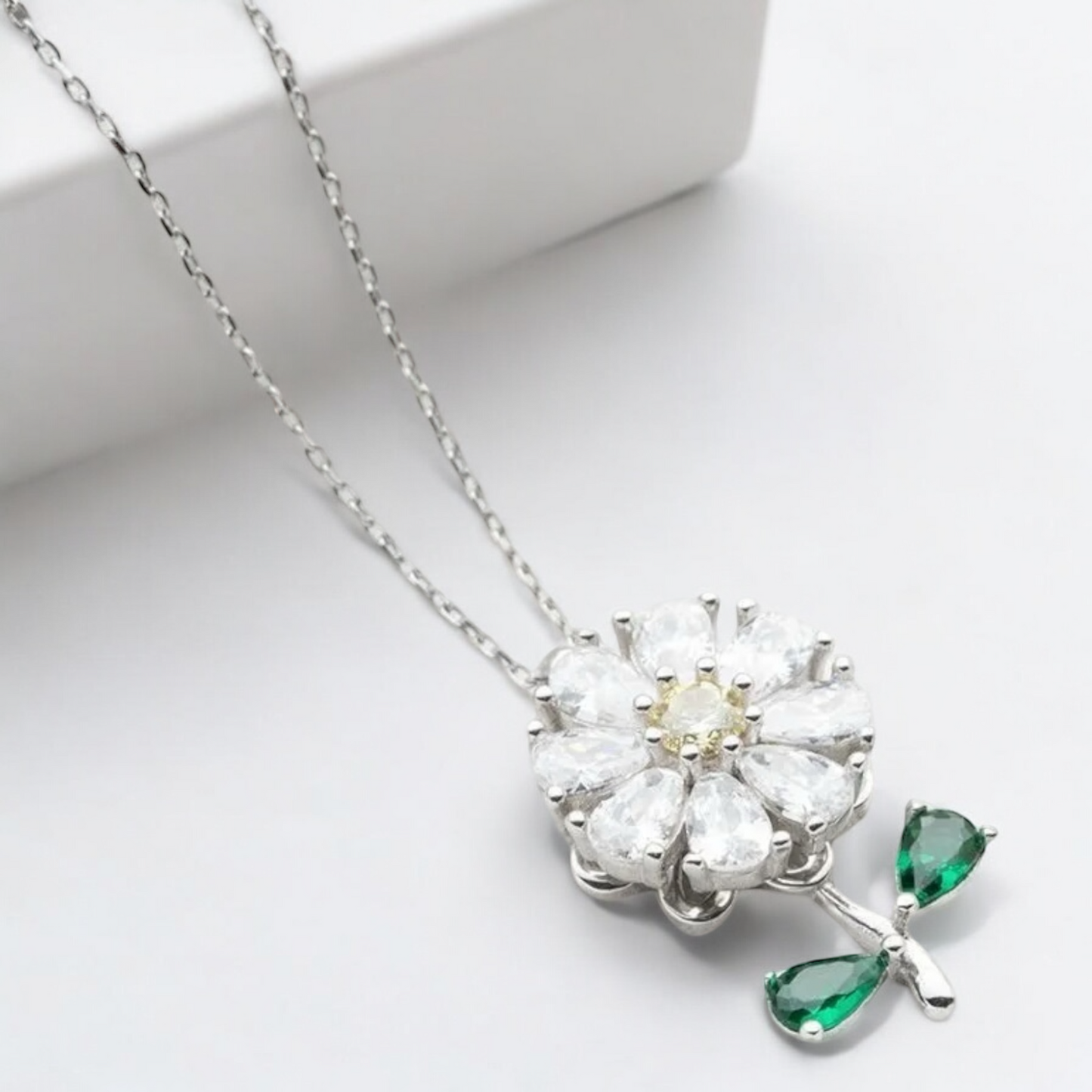 Spinning Daisies Necklace – 925 Sterling Silver