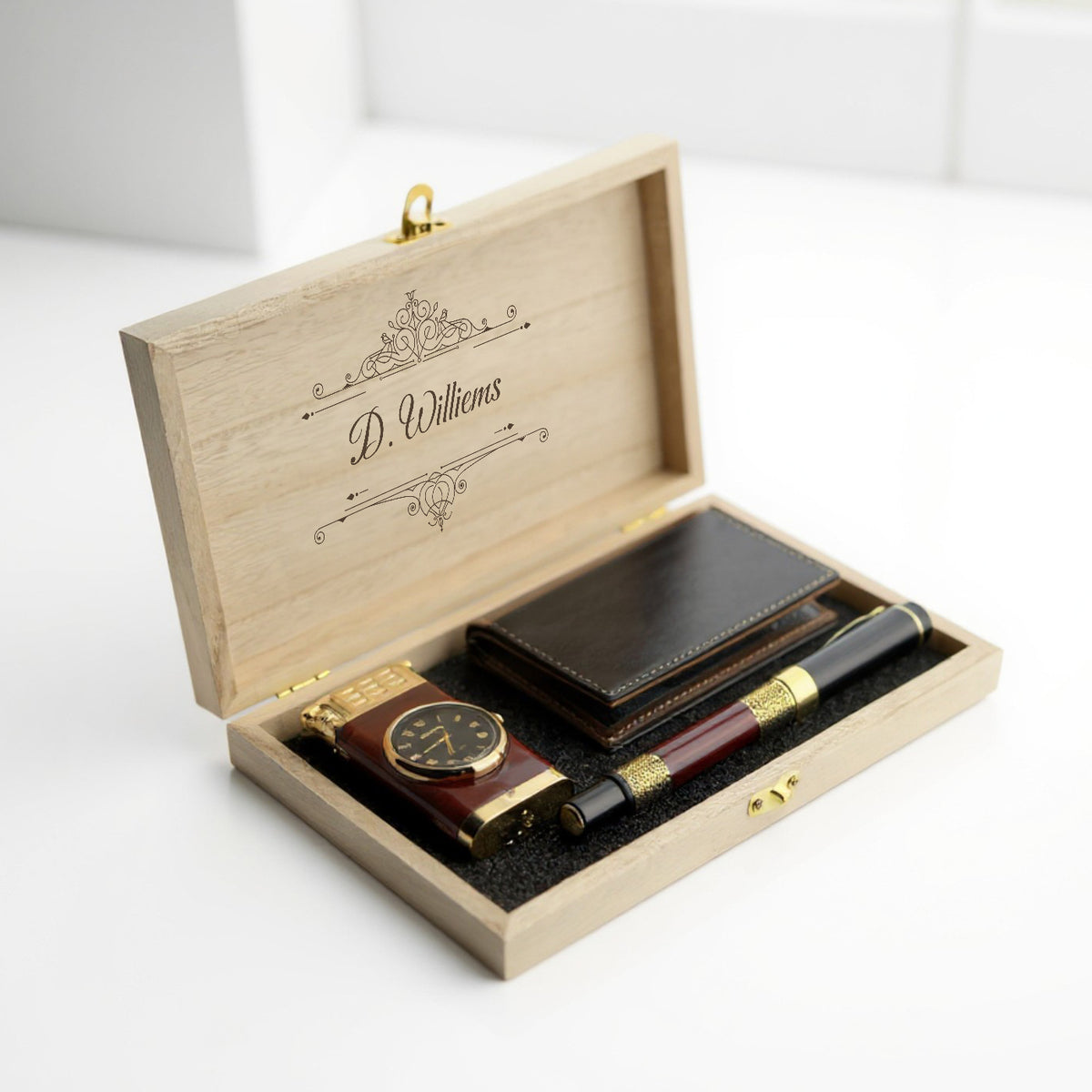 Gepersonaliseerde Leren Kaartenhouder, Aansteker met Horloge & Rollerpen Cadeauset
