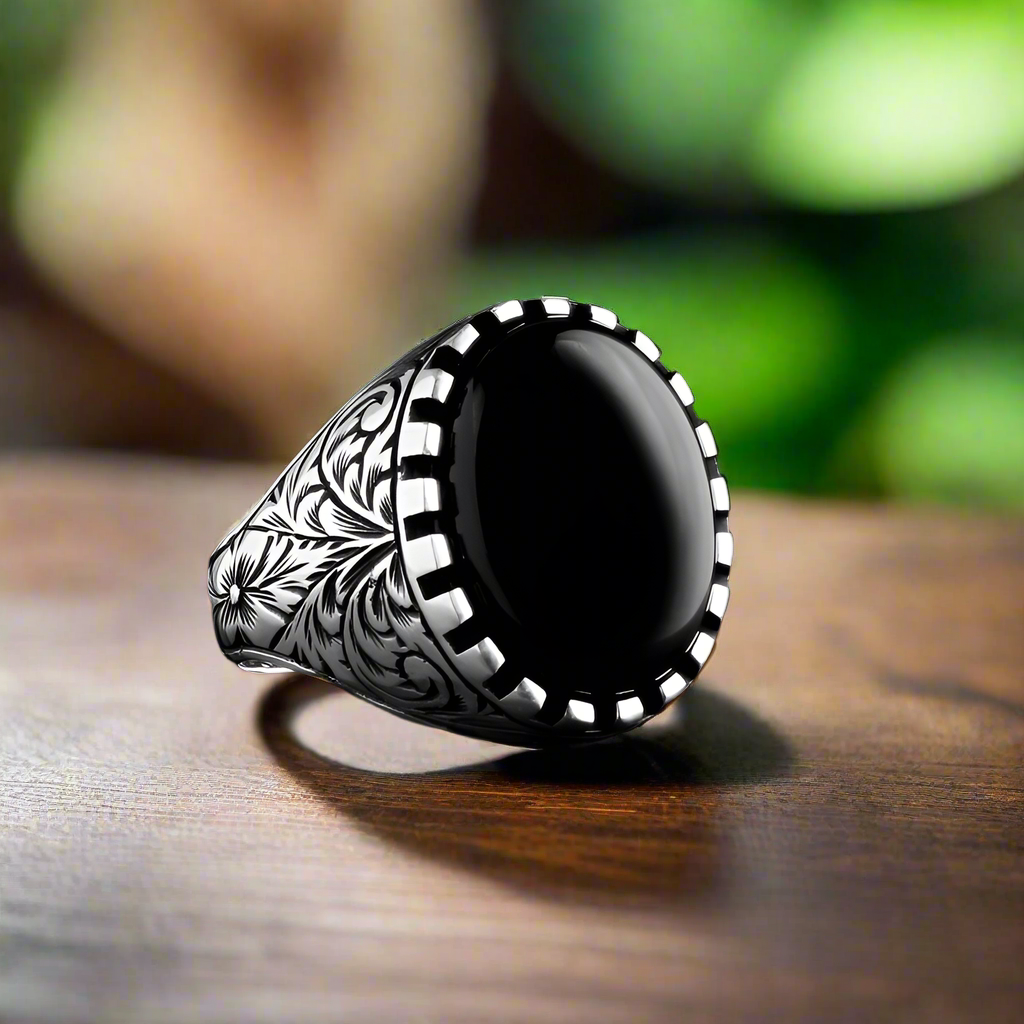 Silver men's ring with Onyx