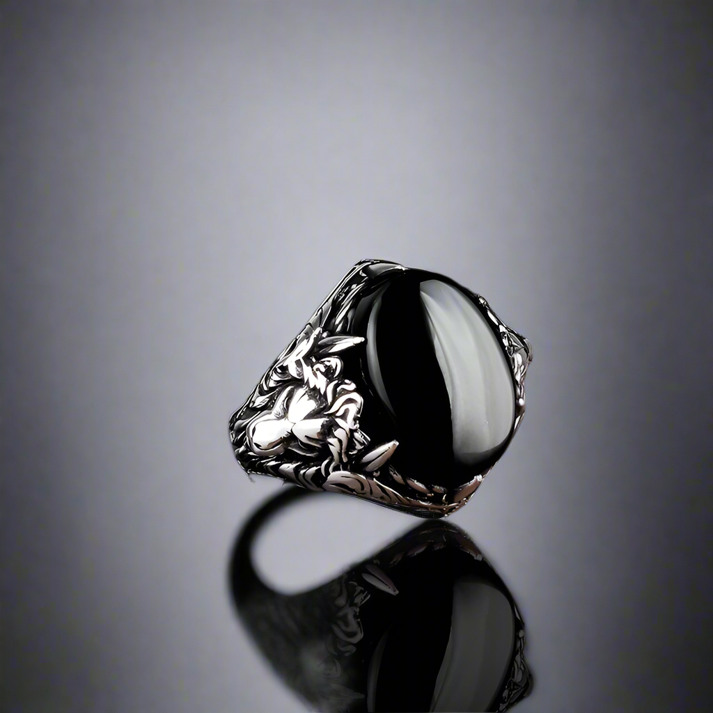 Silver men's ring with Onyx