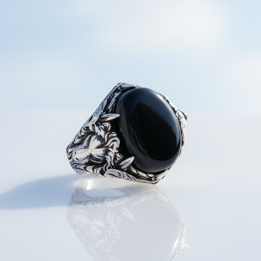 Silver men's ring with Onyx