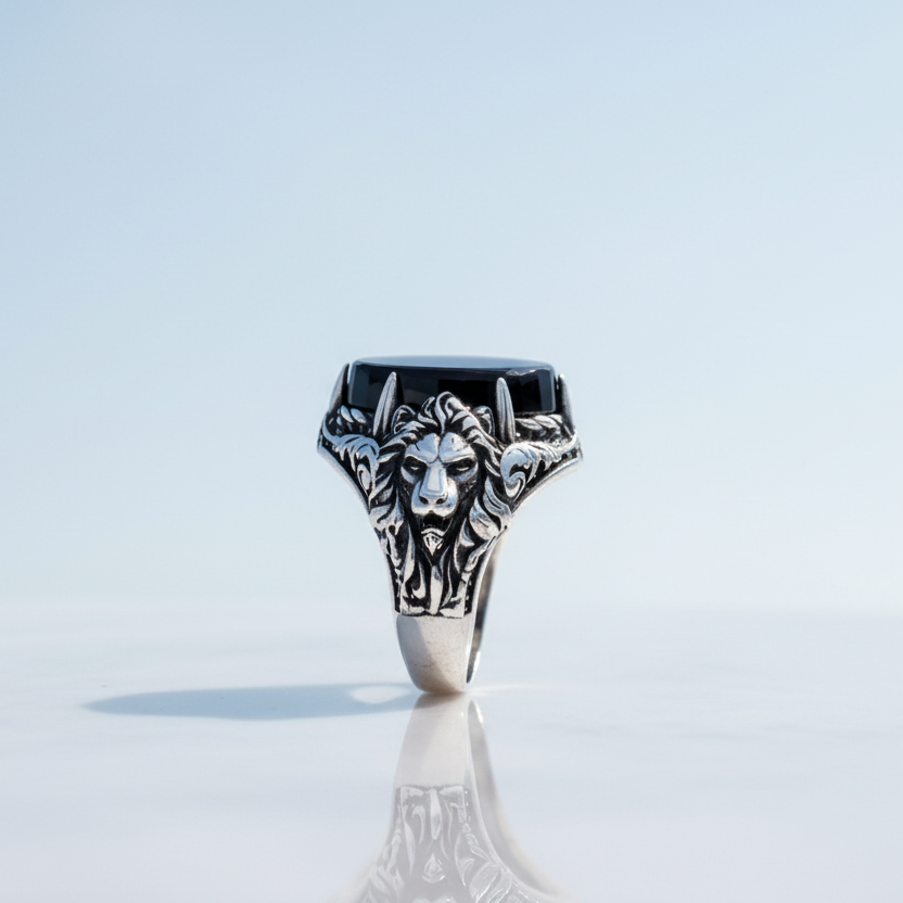 Silver men's ring with Onyx