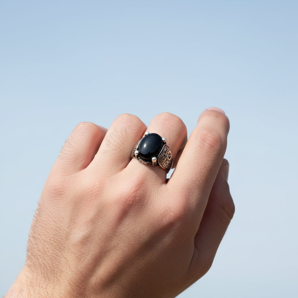 Silver men's ring with Onyx