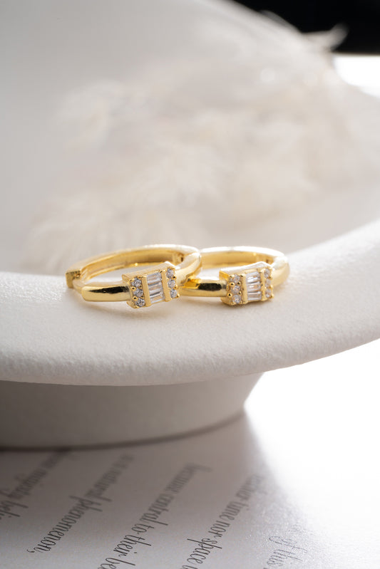 925 Silver Hoop Earrings with Baguette Stones