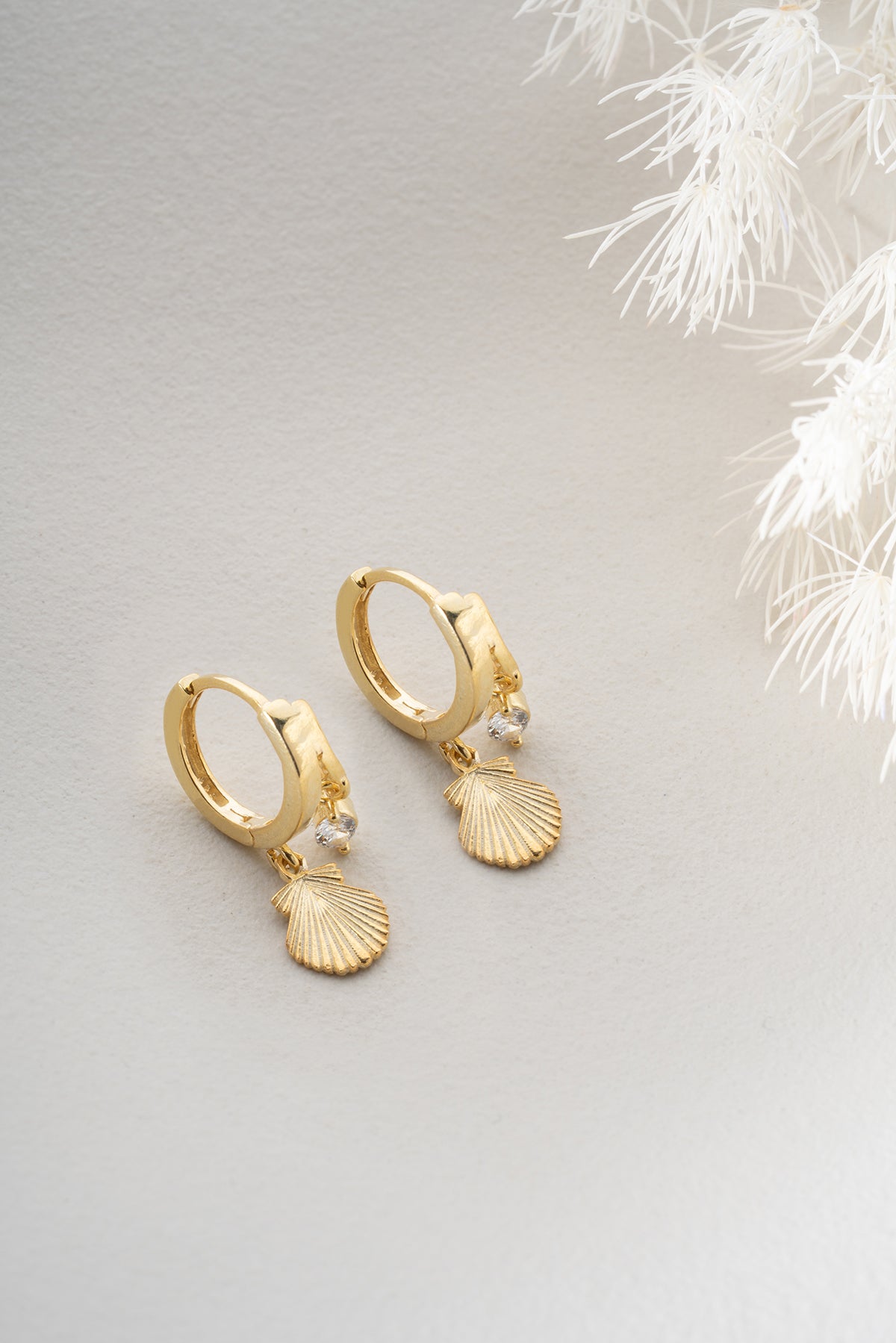 Earrings with Shell Pendant and Zirconia