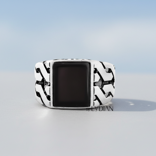 herenring met zwarte steen