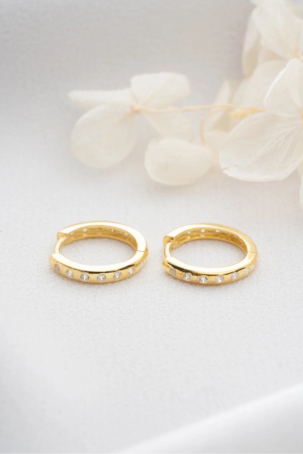 Minimalistische Steentjes Creolen | 925 Zilver