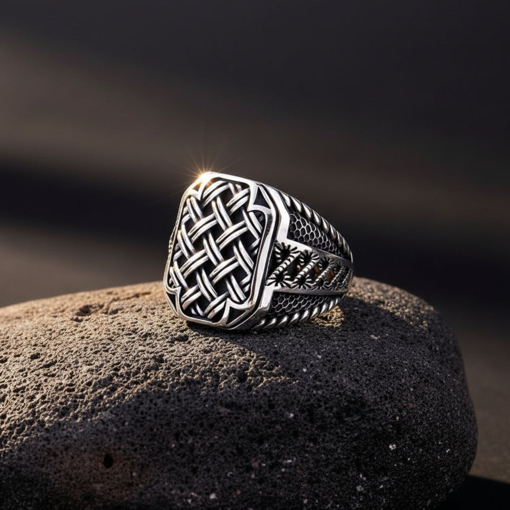 Signet Ring 925 Sterling Silver ORTBL189