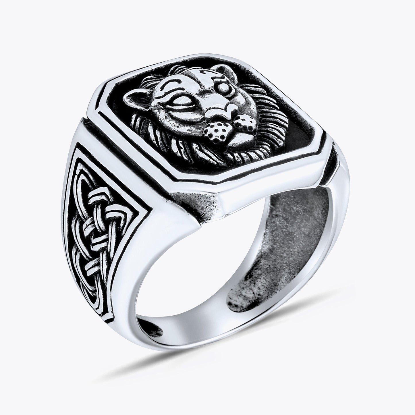 925 Sterling Silver Ring with Lion Motif
