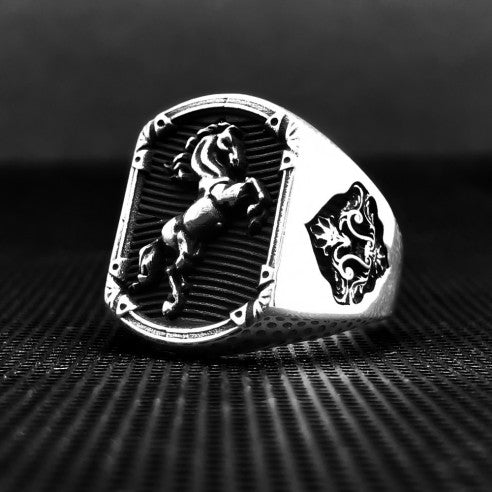 Horse Signet Ring in Silver