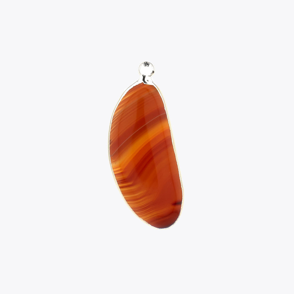 Red agate pendant with chain