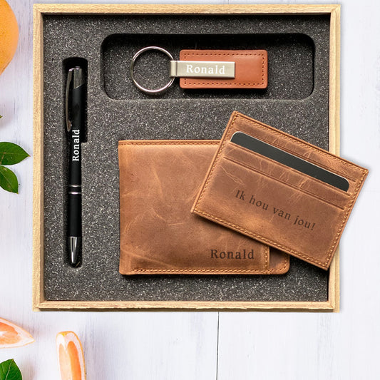 Personalized Gift Set - Pen - Wallet - Keychain - Gift Set 1