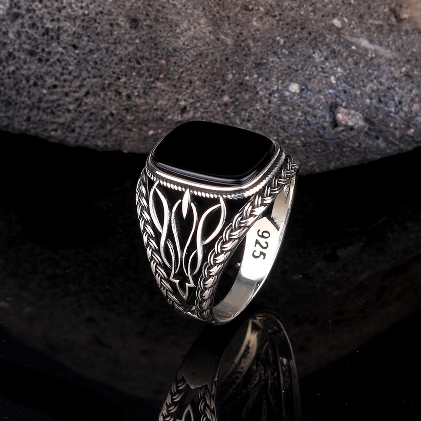 Silver signet ring with black onyx stone CLMR0196
